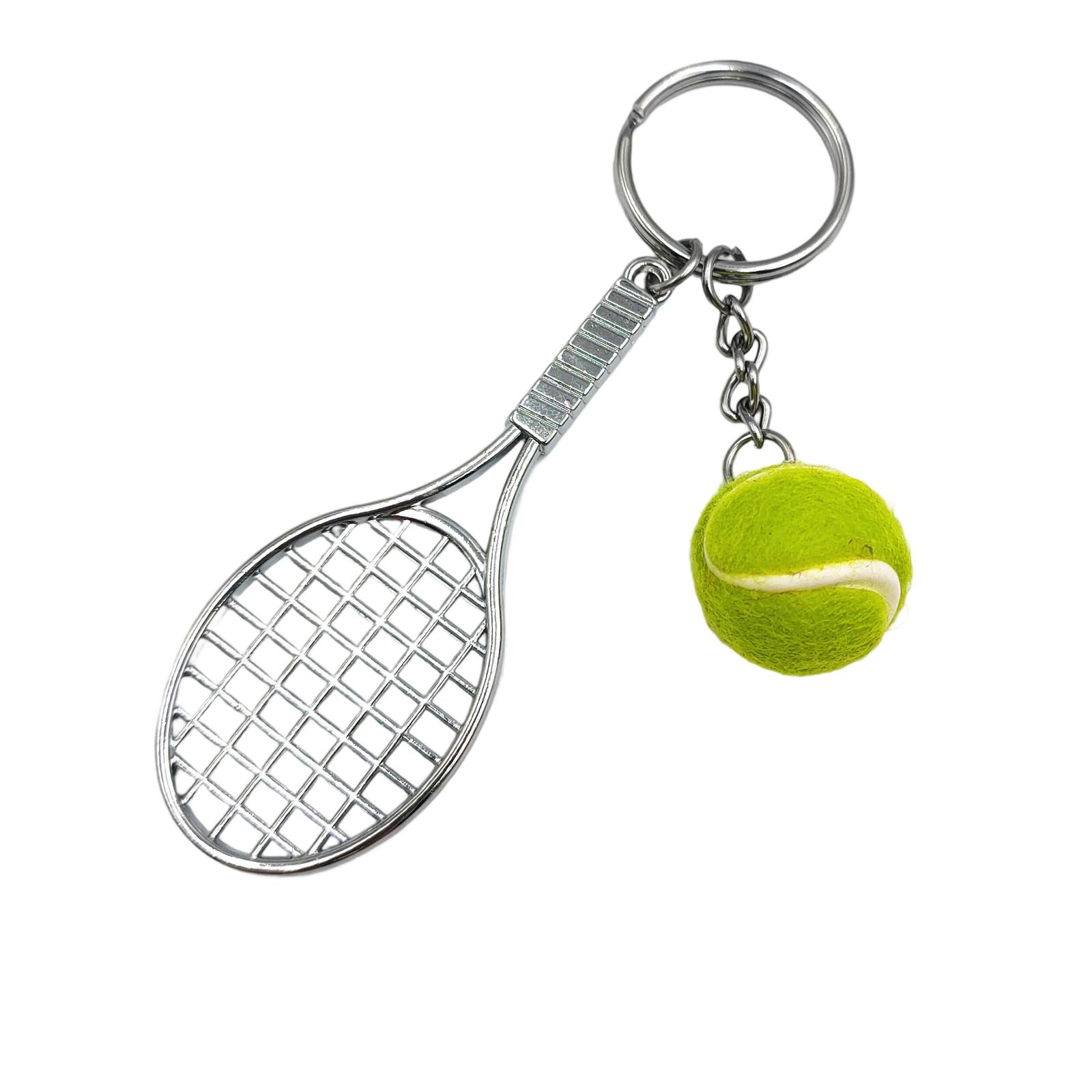 

Realistic Metal Tennis Bag Charm Keychain Lightweight Compact Design For Handbags Backpacks Friendly Practical Accessory зелёный
