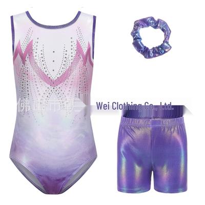 Mädchen-Gymnastik- und Tanz-Leotard-Set mit Strasssteinen (Hot-fix) – Enthält Shorts & Kopfblume