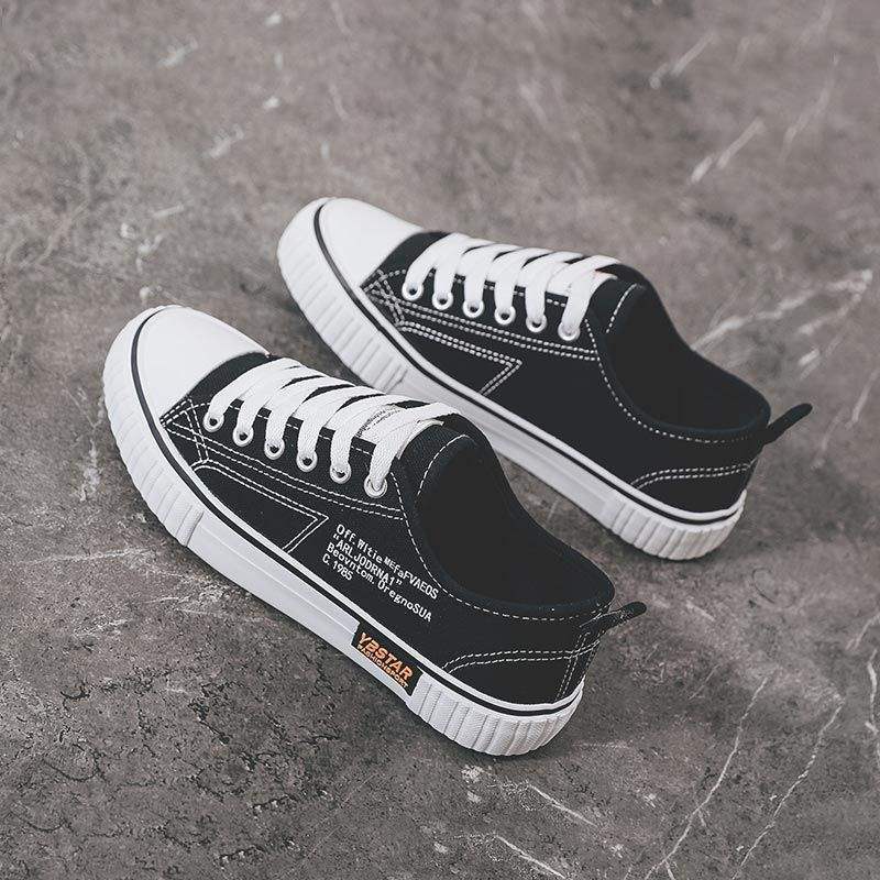 

Флисовые парусиновые туфли женские 2025 новые осенне-зимние студенческие корейская версия маленьких белых туфель модные универсальные кеды утолщенная хлопковая обувь 40