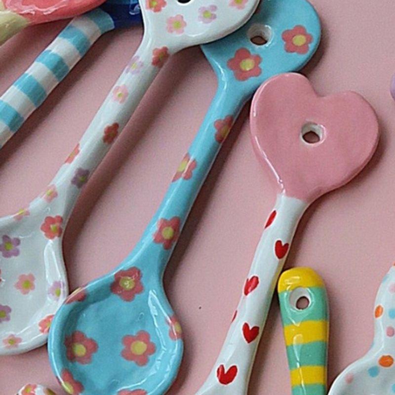 Deulkkot Ceramic Pink Flower Blue Heart Spoon
