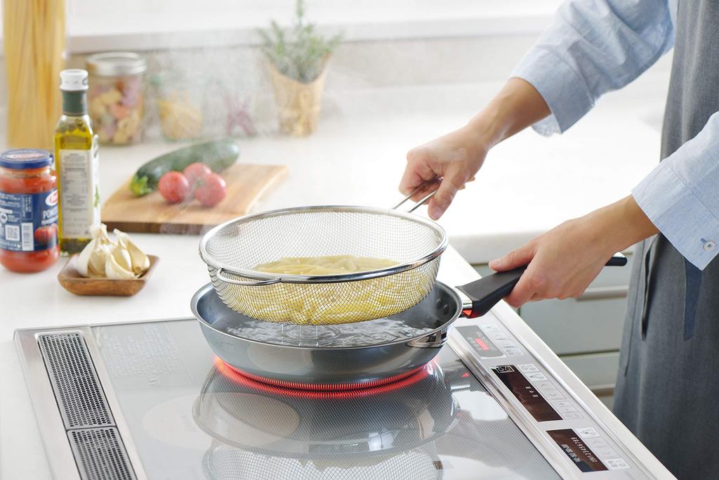 Yoshikawa Japanese-made Frying Pan Boiling Strainer, 25cm, Gift Wrapping Available