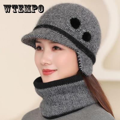 Nel cappello anziano da donna invernale con doppia protezione per le orecchie, caldo cappello di lana lavorato a maglia
