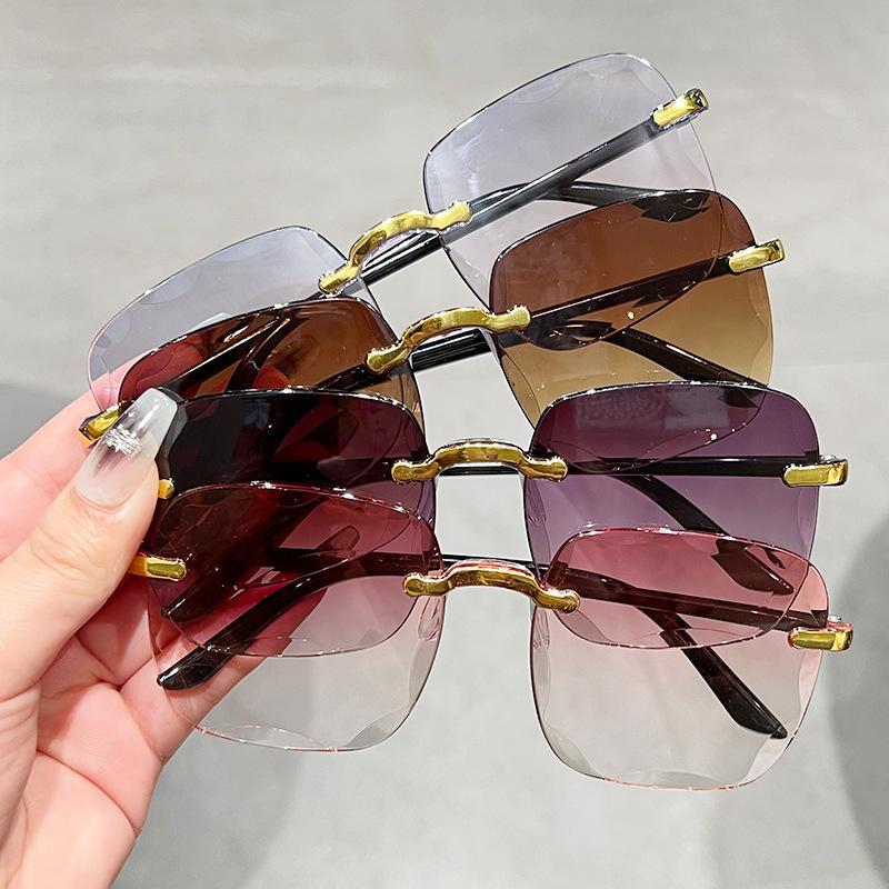 Fashion Rimless Women Gradient Sunglasses New  Brand Designer Sun Glasses Vintage Shades Female Pink Eyewear Gafas De Sol