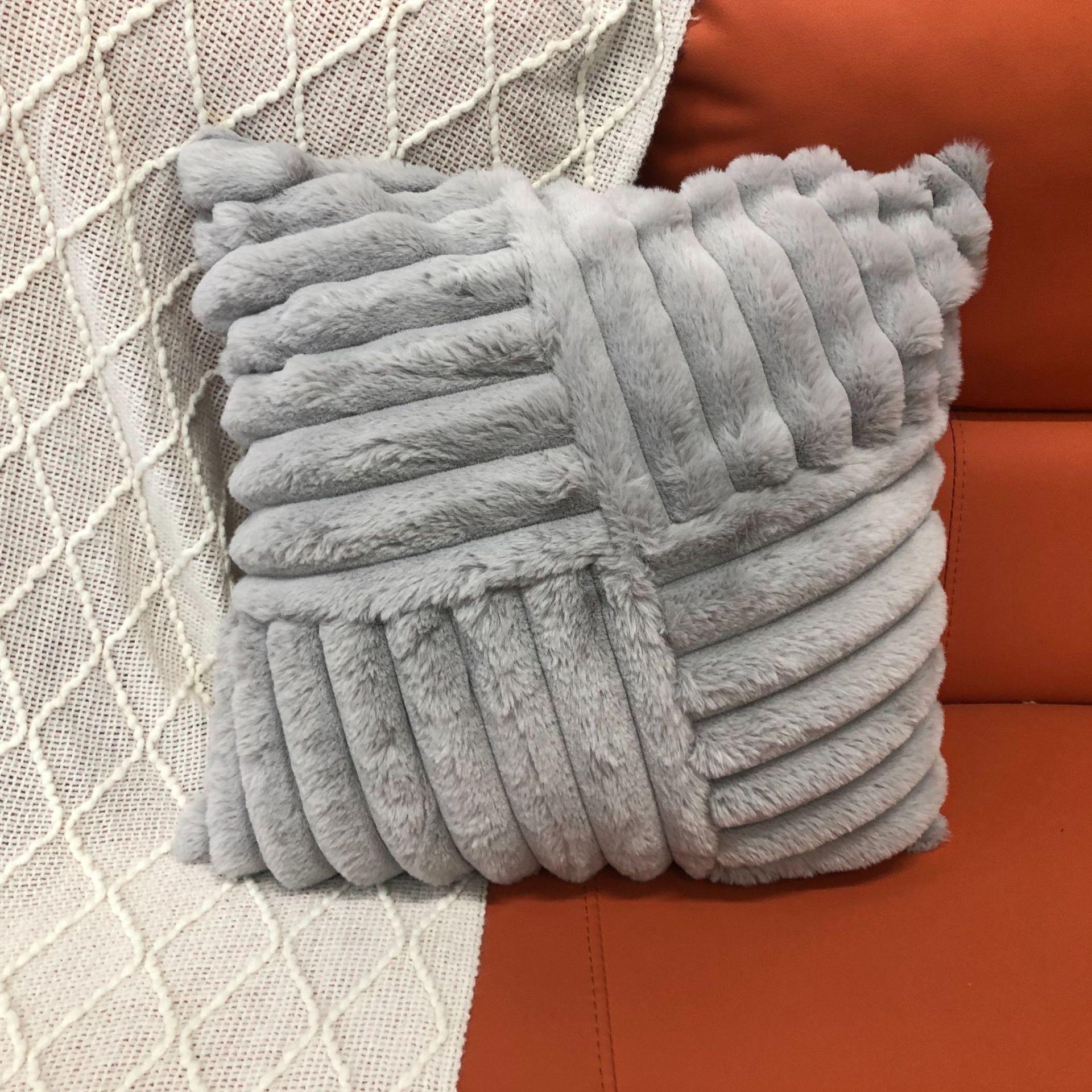 

Rabbit Fur Spliced large Striped Pillow Home Sofa Cushion Rabbit Fur Quilted Bedside Cushion Pillow Cover 45 * 45cm (excluding core) single-sided
