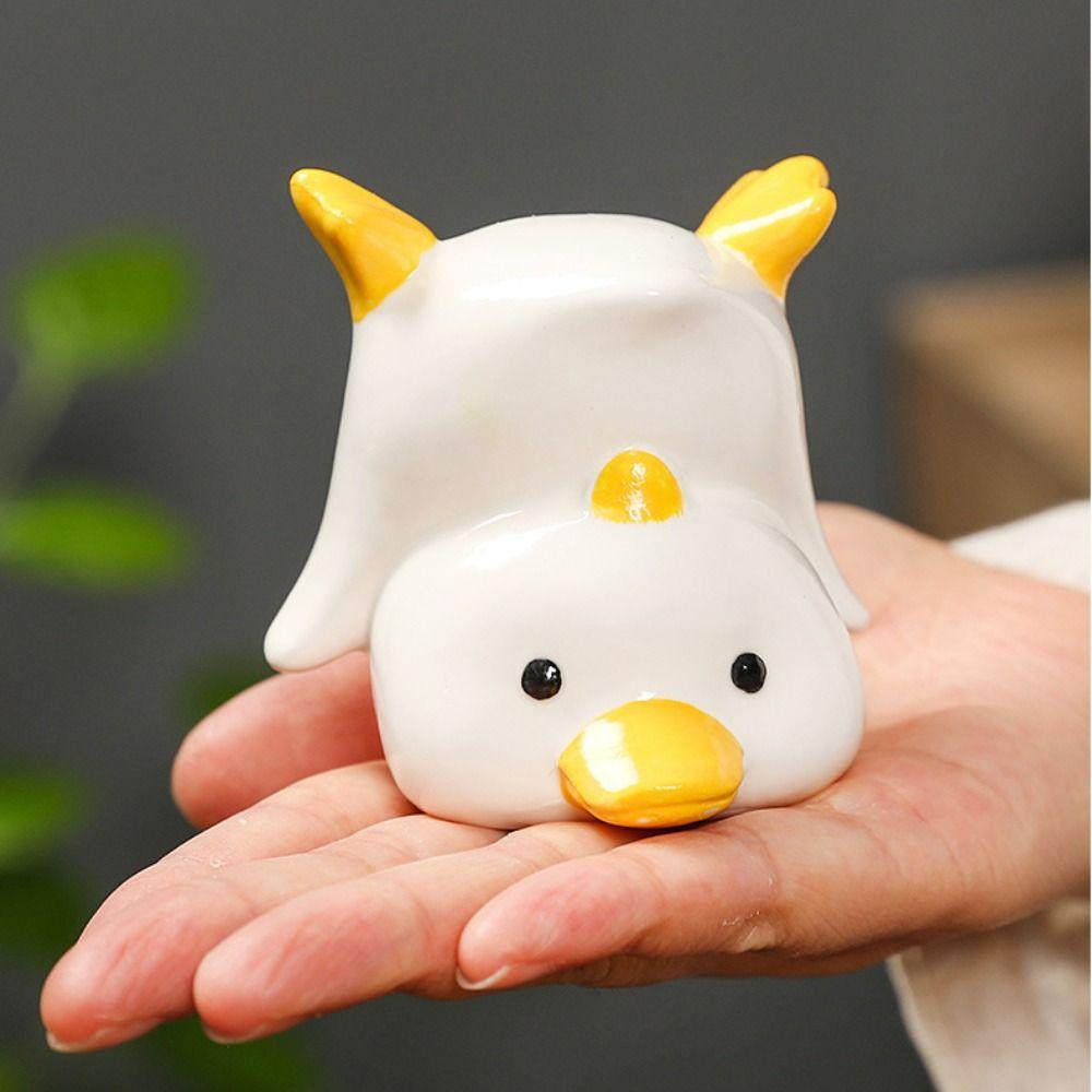 Handmad Yellow Duck Ornaments Statue Pet Duck Landscape Decoration  Children Toys