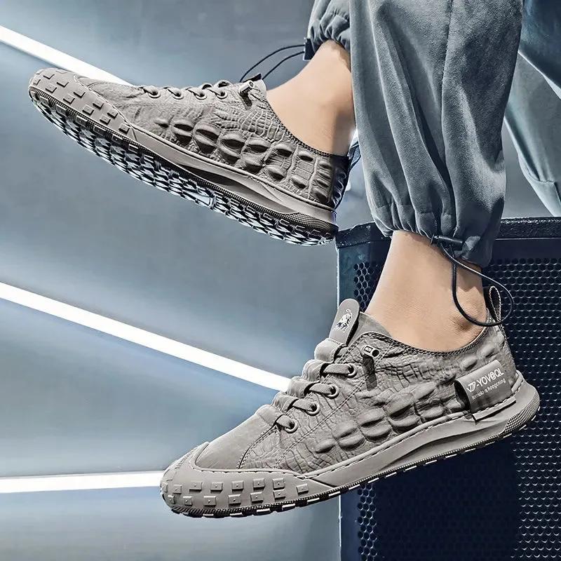 Moda Estate Nuove Scarpe Traspiranti Comode da Uomo alla Moda Versatili Tela Suola Spessa Antiscivolo Scarpe Casual Zapatillas De Deporte
