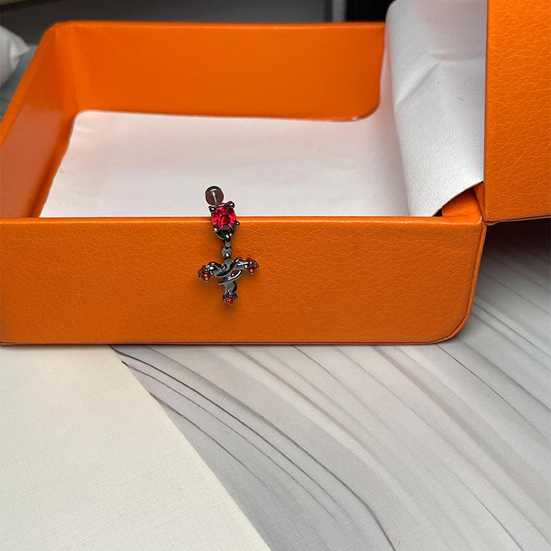 Snake stud earrings sense niche design light luxury zircon stud earrings new light luxury design sense чёрный