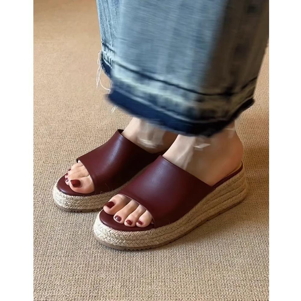 Muffin thick-bottomed cool slippers women's summer wear 2025 new red versatile straw weaving heightened high slope heel one-word drag