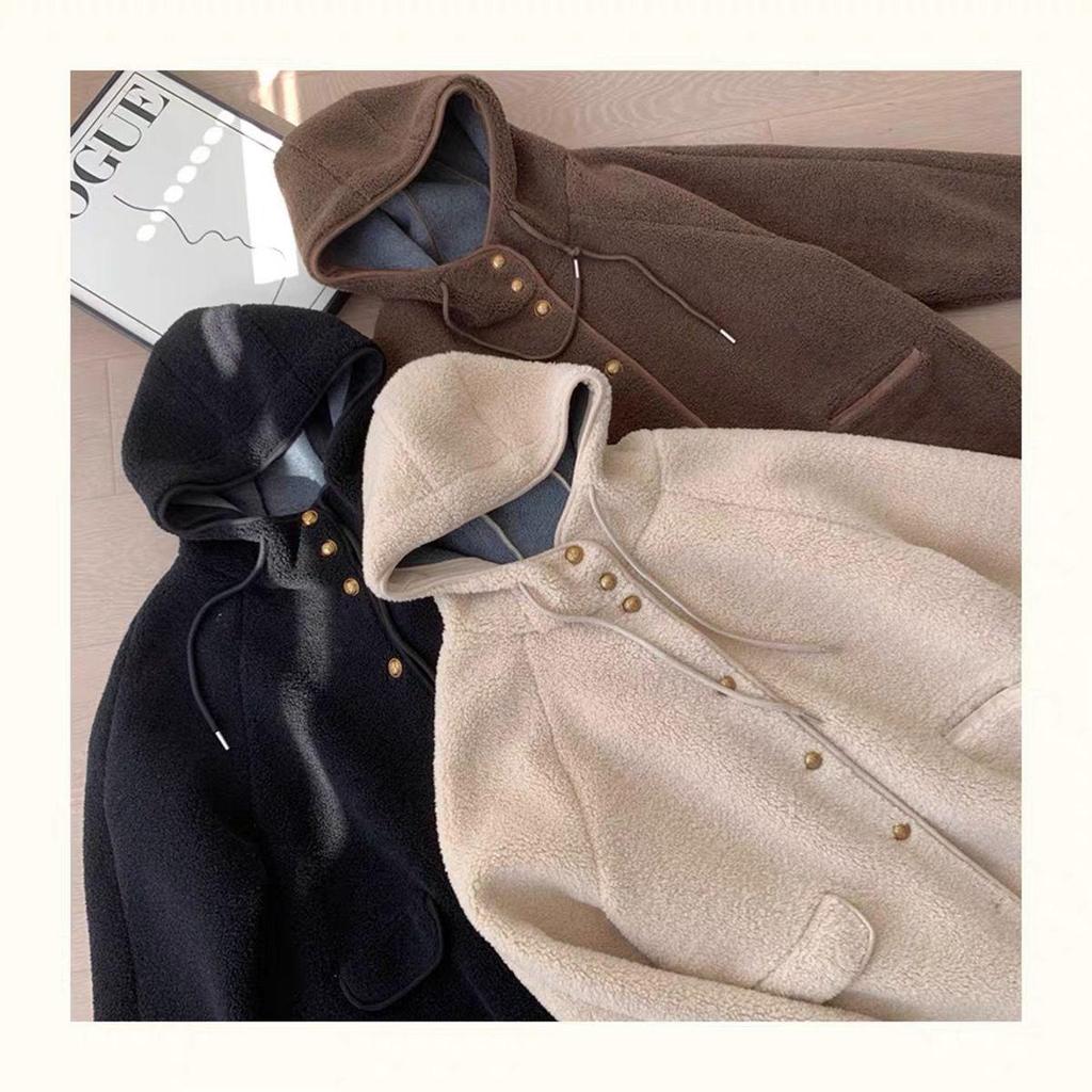 Women's Hooded Lambswool Plush Coat: Versatile Loose Fit, Velvet Lined, Thick and Warm for Autumn/Winter.