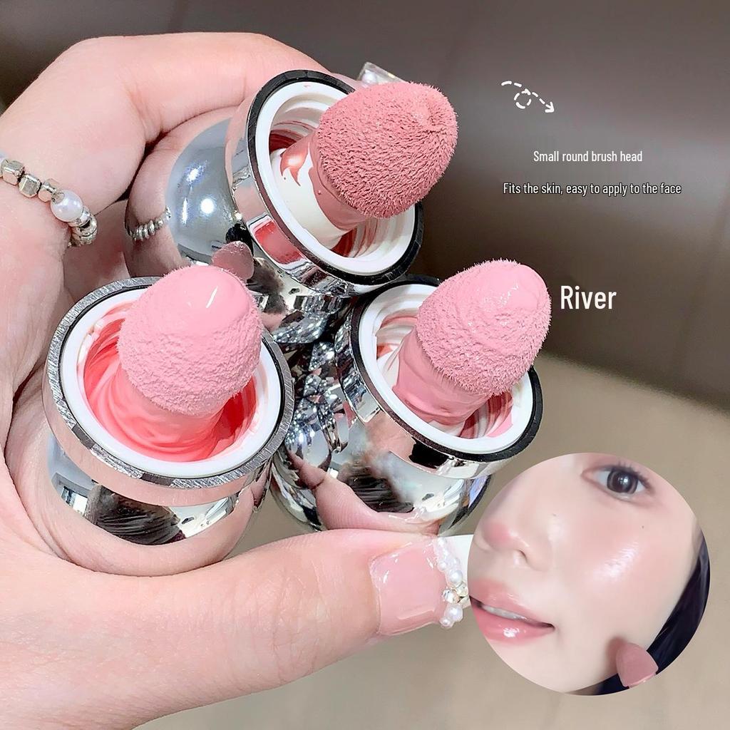 Blush Liquido Lunga Tenuta Stile Coreano: Finitura Elegante e Naturale per un Colorito Giovane e Idratato.