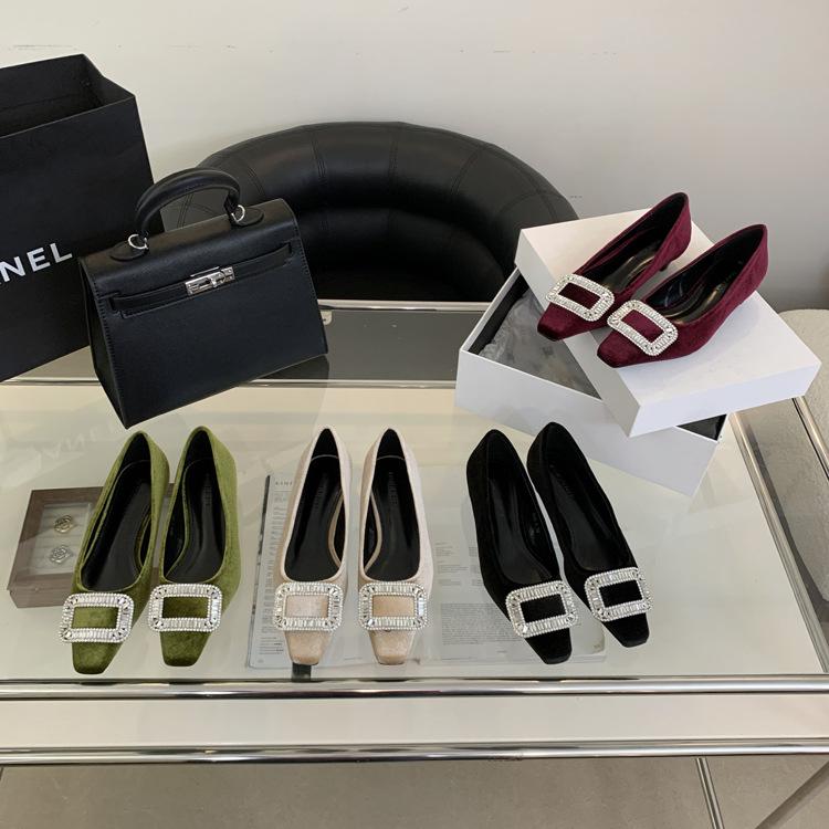 

Spring and Autumn Small Square Head Thick Heel Rhinestone Women s Versatile Middle Heel Shallow Mouth Lazy Single Shoes Women s Shoes 35 чорний