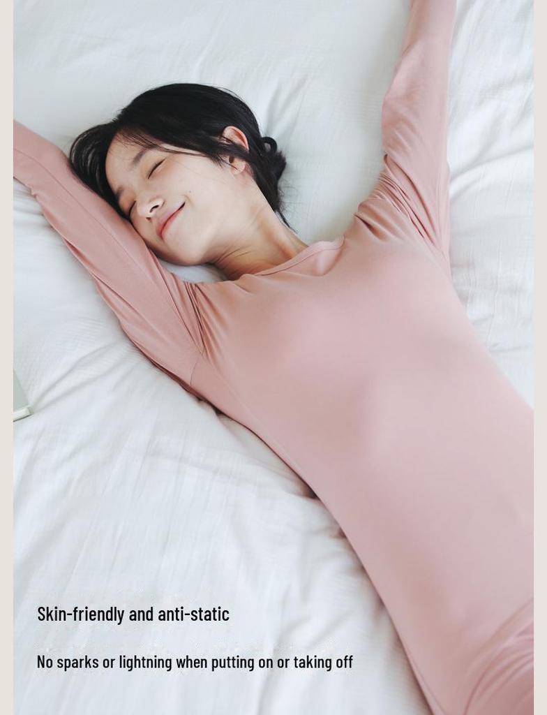 Dámský termo set z čisté bavlny: Tenký svetr a úzké kalhoty s kulatým výstřihem v jednobarevných barvách na podzim a zimu.