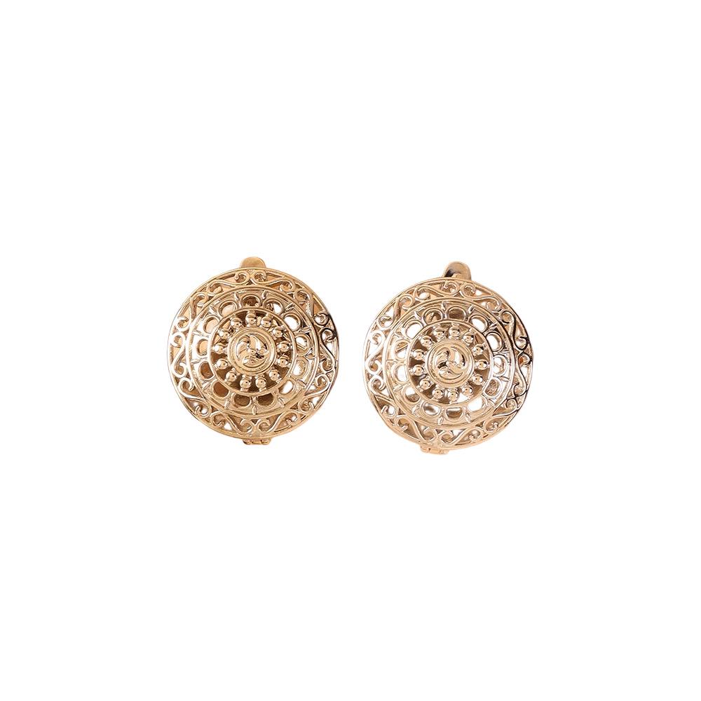 French Retro Light Luxury Openable Metal Earrings with Niche Design