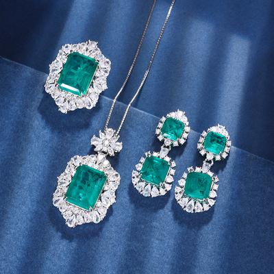 Bijoux Fond Cuivre Plaqué Or Émeraude Simulation Rétro Premium Ensemble Carré Femelle 12 * 16