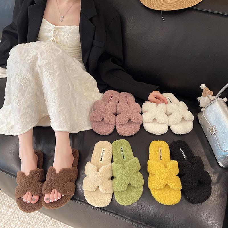 Internet-Berühmtheit Teddy Fellhausschuhe Damen tragen 2025 Frühling und Herbst neu fellige Baumwollschlepp Flachboden warme Hausschuhe