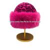 Stilvoller warmer Fischerhut mit Leopardenmuster aus Kunstpelz