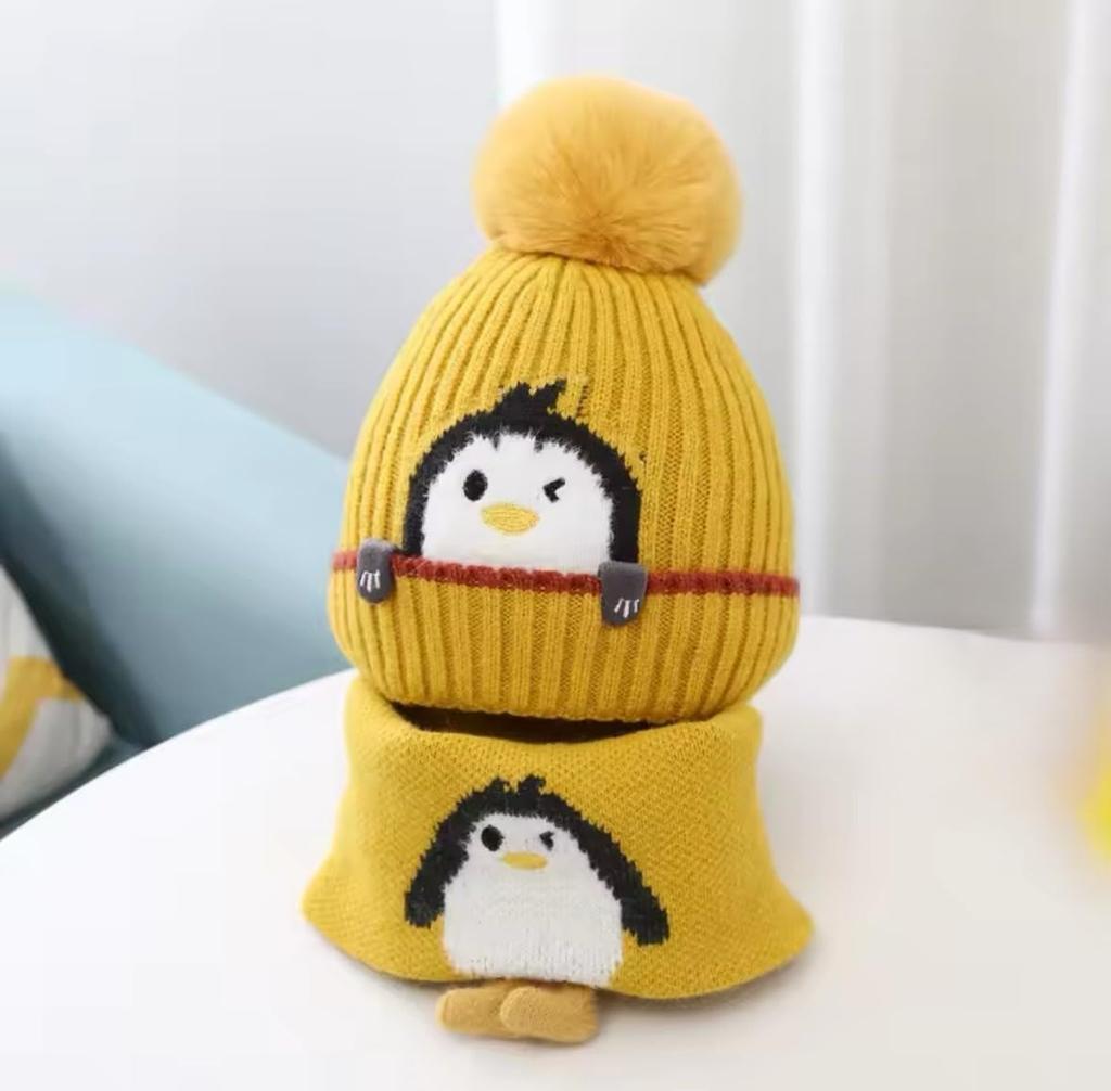 Baby Knit Neck Warmer with Winter Warm Penguin Design Number J.B.things Hat, Warmth, Scarf, Hat, (JP, Size, 50.0 Cm, Yellow)
