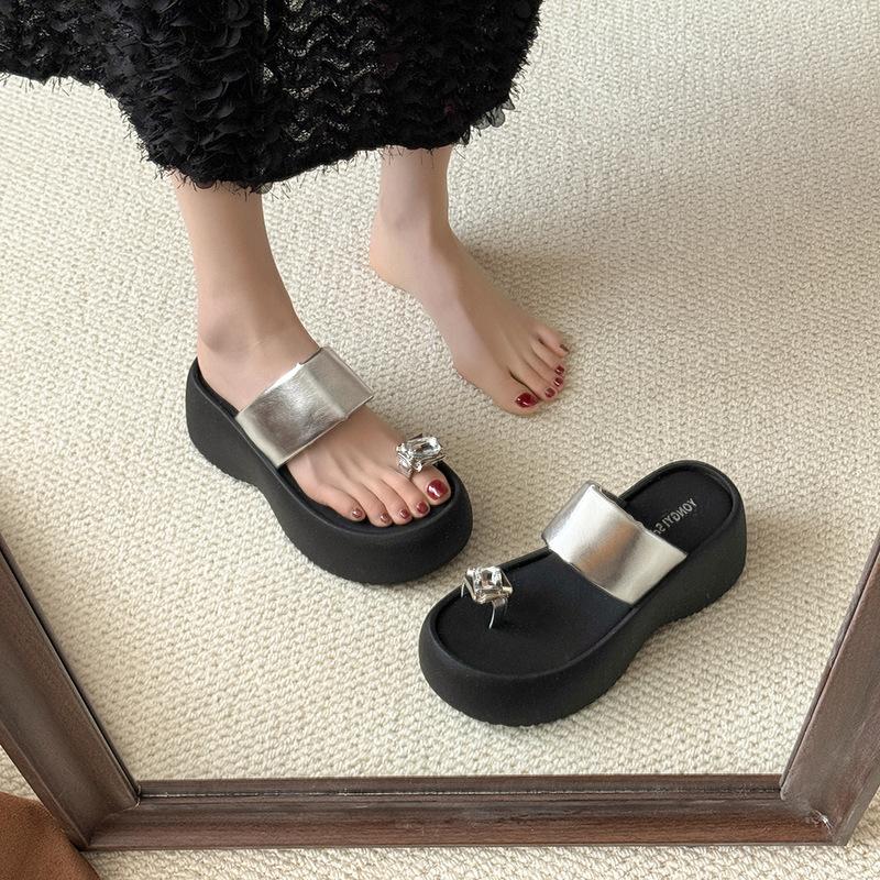 2025 Neue Sommer Kristall Damen Slipper Mode Komfort Zehensteg Damen Plateau Keilabsatz Pantoletten Strandsandale Damenschuhe