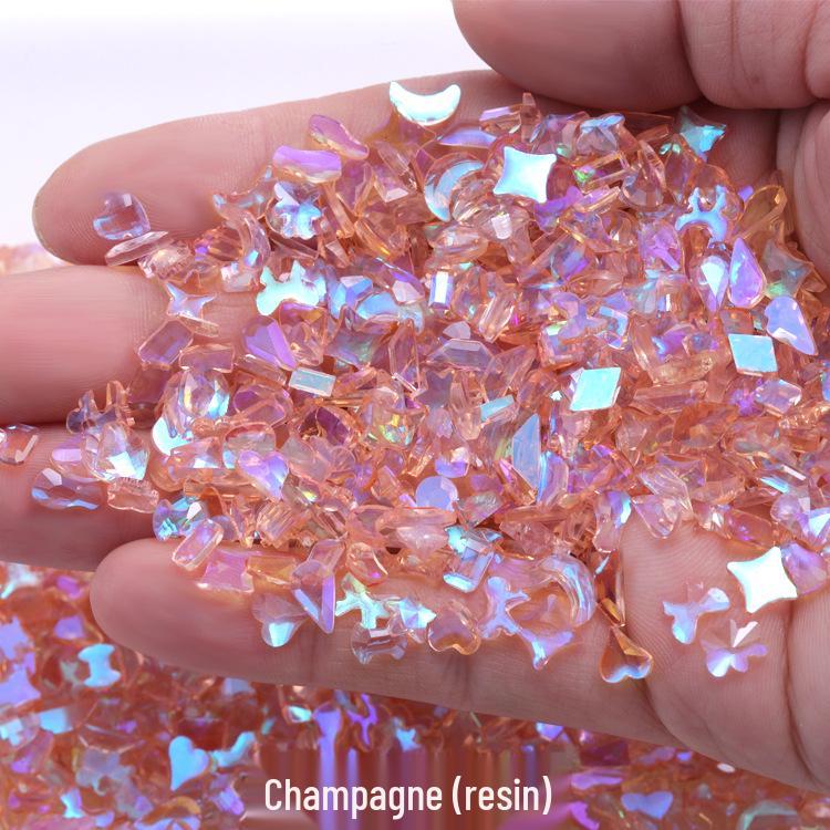 

Аврора Фантом Бриллиантовый Нейл-арт: Лазерный цвет, плоское дно, смешанные неправильные бриллианты, трендовый стиль 2022.