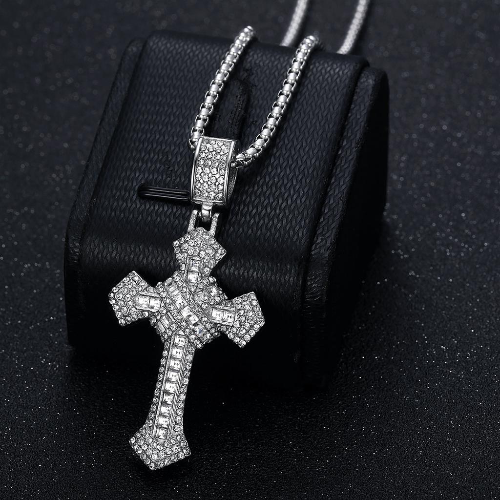 2026 Jewelry Fashion Trend Inlaid Zircon Cross Pendant Necklace for Men's Exquisite Jewelry Necklace