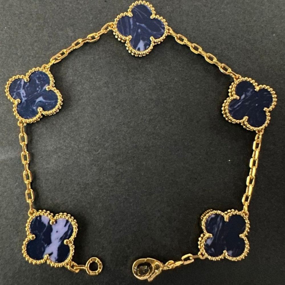 Hochwertiges Kleeblattarmband für Damen Fünf-Blüten-Armband mit natürlichem weißen Perlmutt und rotem Karneol