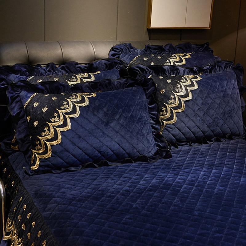 European-style Crystal Velvet Quilted Bed Skirt Single Piece Autumn Winter Thickened Lace Bedspread Bed Cover Non-slip Sheets