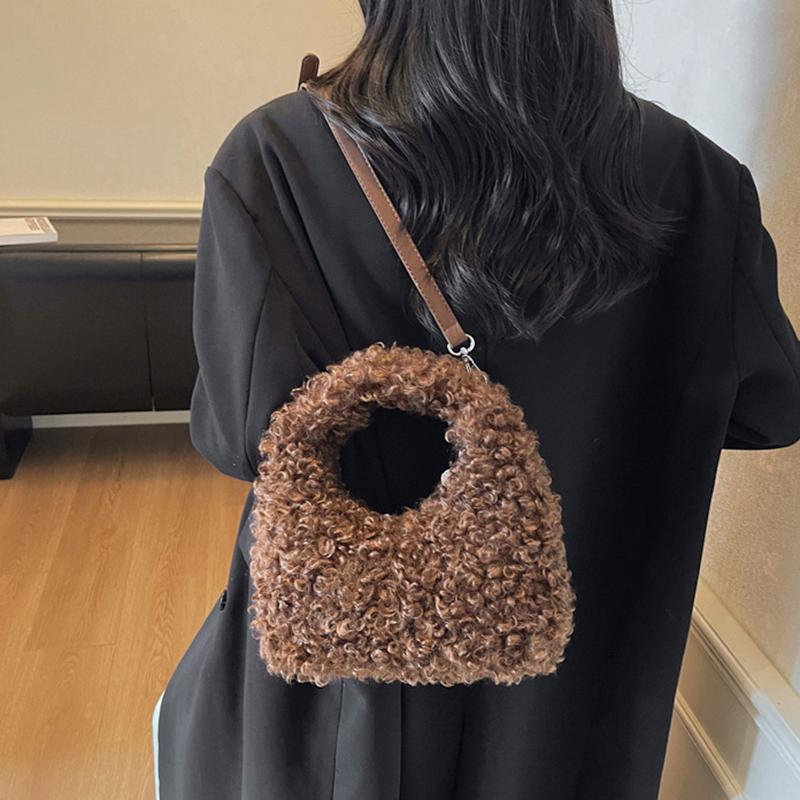 Yogodlns Plush Sweet Shoulder Bags for Women Cute Autumn and Winter New Versatile Fashion Large Capacity Women's Handbags