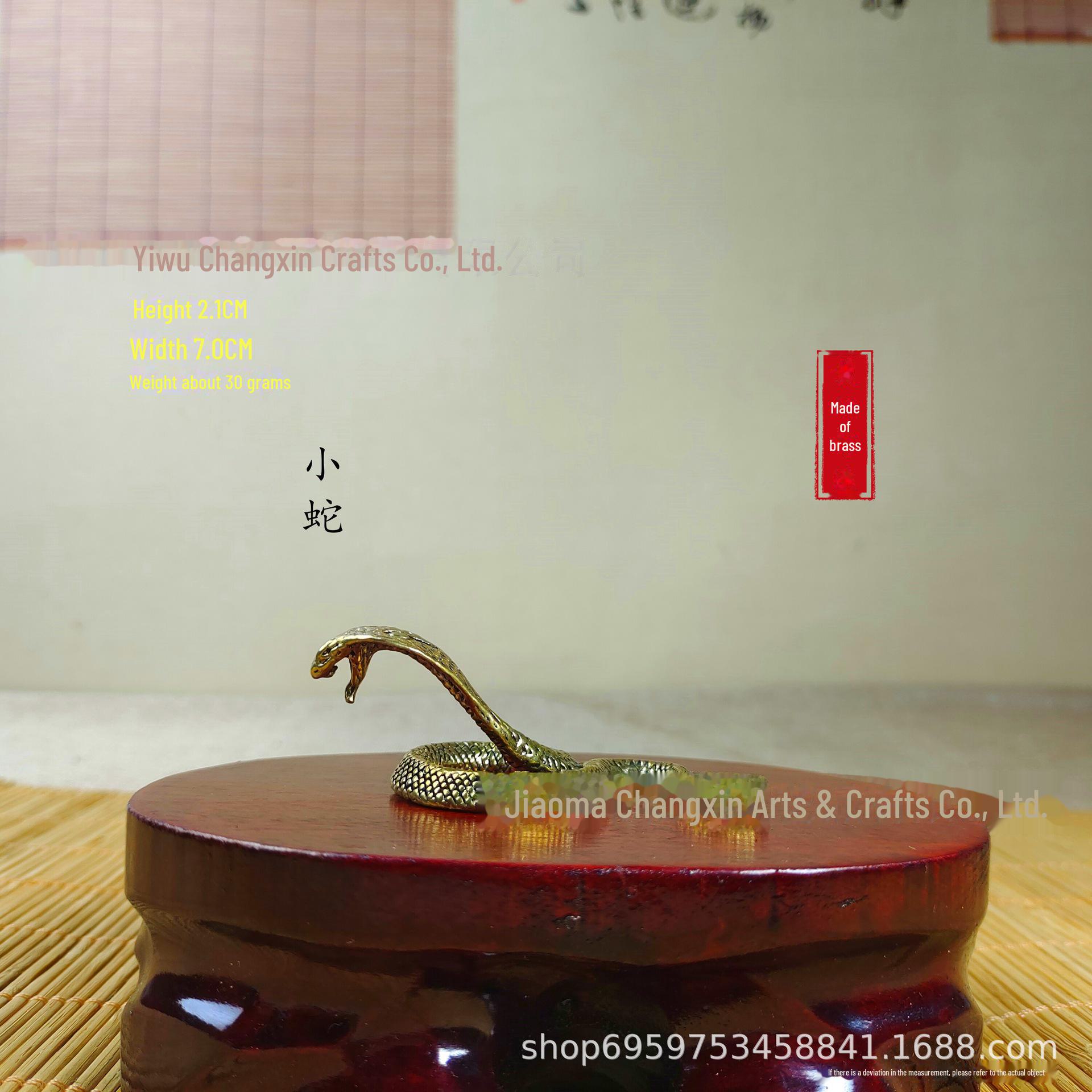 

Бронзовые и латунные украшения со знаком зодиака «Змея» для домашнего декора small