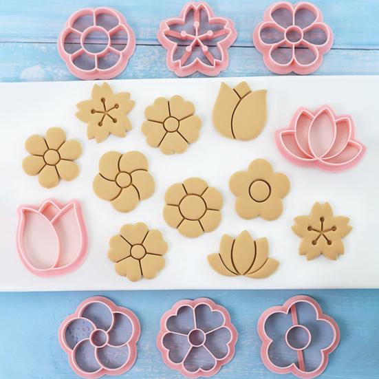 8Pcs/Set 3D Flower Shape Cookie Cutters Plastic Biscuit Mold Cookie Stamp DIY Fondant Cake Mould Baking Pastry Bakeware Kitchen Supplies
