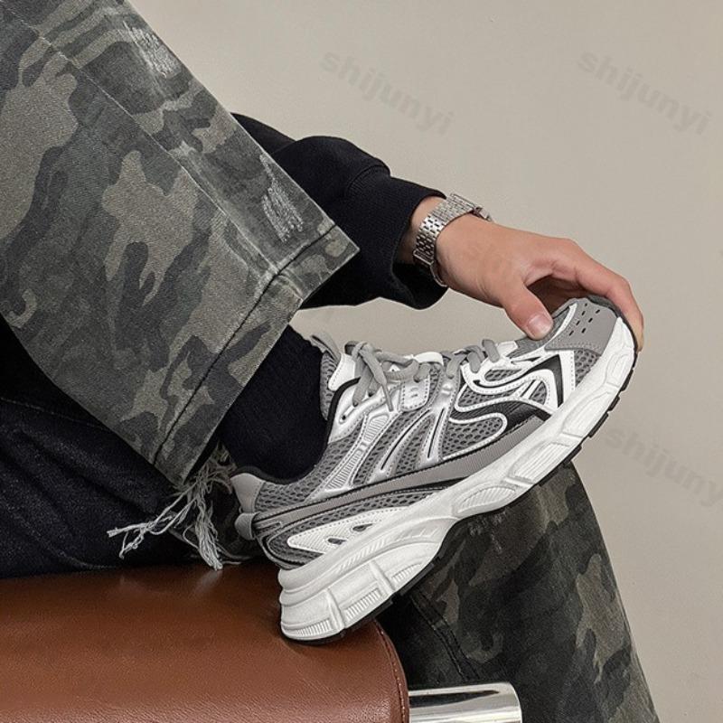 Fashion 2025 Summer New Men's Casual Sports Shoes Mesh Breathable Thick Soled Versatile Shoes Fashion Trend Comfortable Chunky sneakers