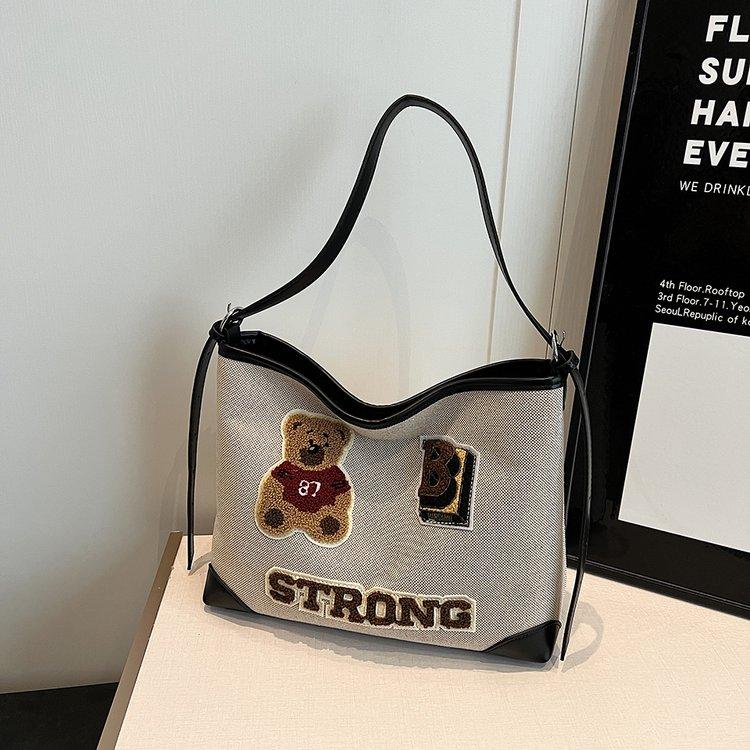 Vintage Bear Cartoon Tote Bag Large Capacity Commuter Women Shoulder Bag Fashionable Versatile Teenagers Girls School Bag