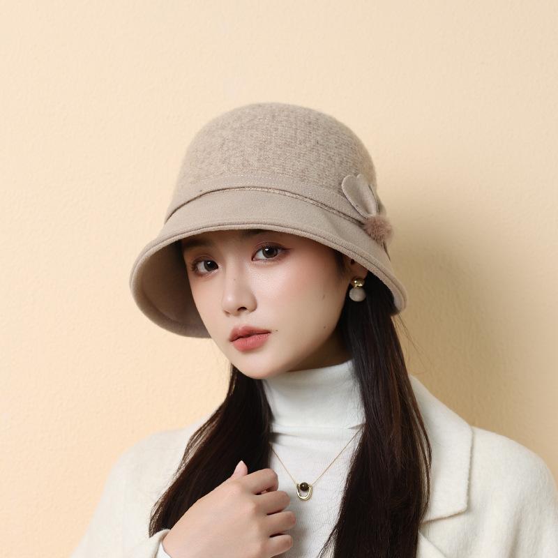 Bucket Hat Women's Autumn and Winter Light Luxury Style Versatile Bucket Hat Windproof Warmth Ear Protection Woolen Fisherman Hat