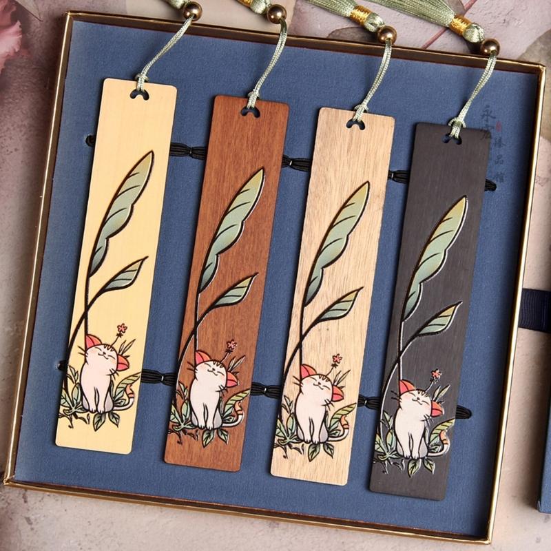 Engraved Book Marks with Pendant for Book Lovers Gift Handmade Wooden Page Mark Unique Retro Bookmarks Wood Bookmarks