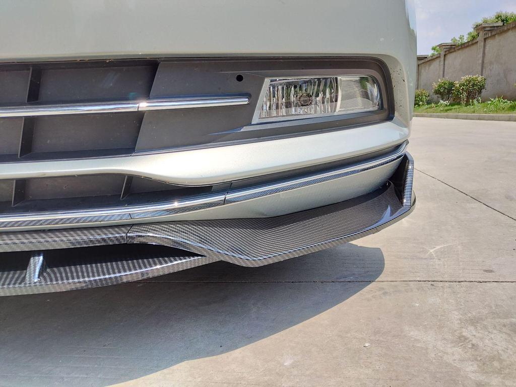 Compatibel met 2017 Volkswagen Magotan modellen: voorlip modificatie, frontsplitter, sideskirts, voorbumper, en bodykit.