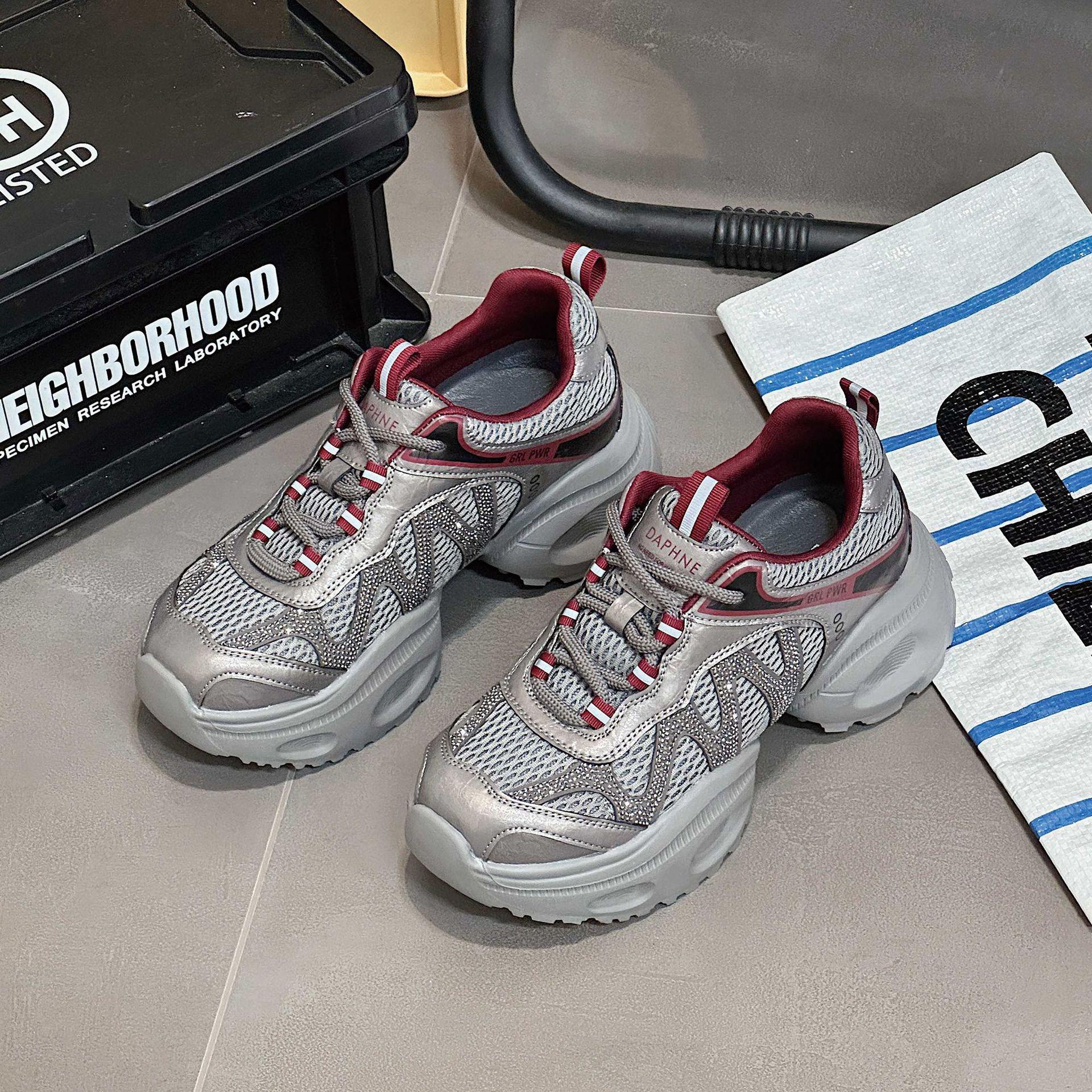 

Autumn Fashion Casual Heightening Breathable Thick-Soled Dad Shoes 39 червоний/сірий колір