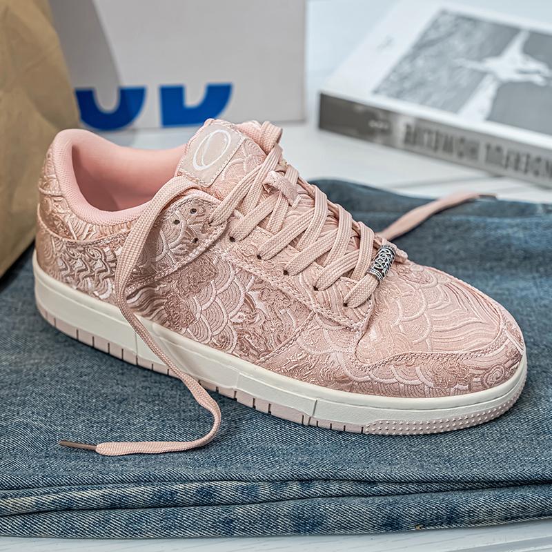 2024 Latest Popular Original Design Women's Training Shoes Couple Multi Functional Street Sports Shoes  Hard-Wearing  Breathable