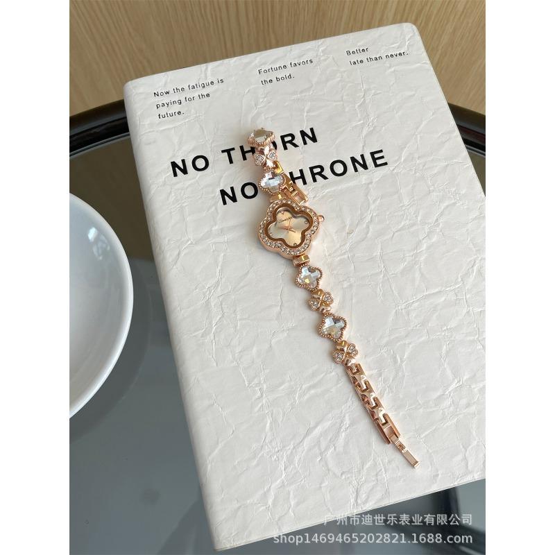 Four-leaf Clover Watch Women's Bracelet Green Diamond-encrusted Genuine Temperament Light Luxury High-end Sense Niche Quartz Watch