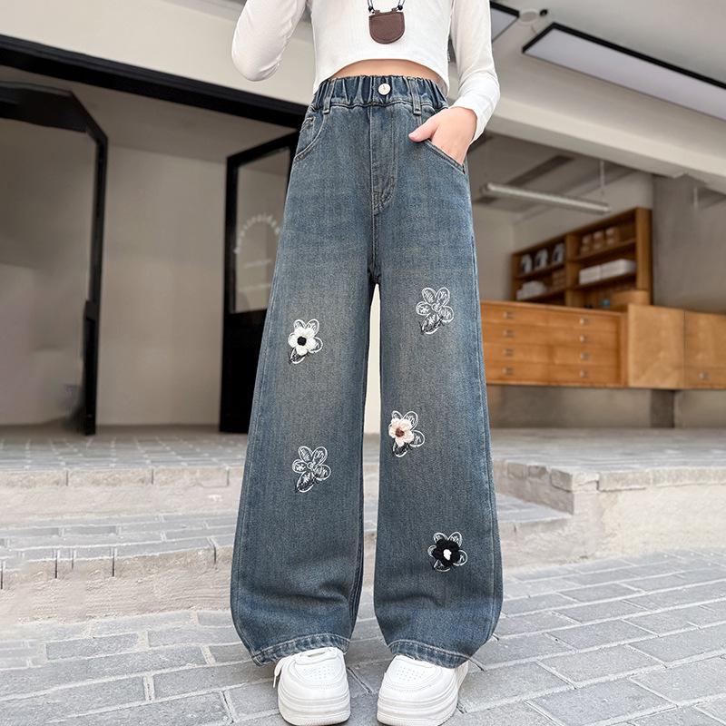 Autumn 2025 Girls' Wide Leg Jeans with 3D Flowers - Fashionable High Waist Straight Leg Pants for Kids