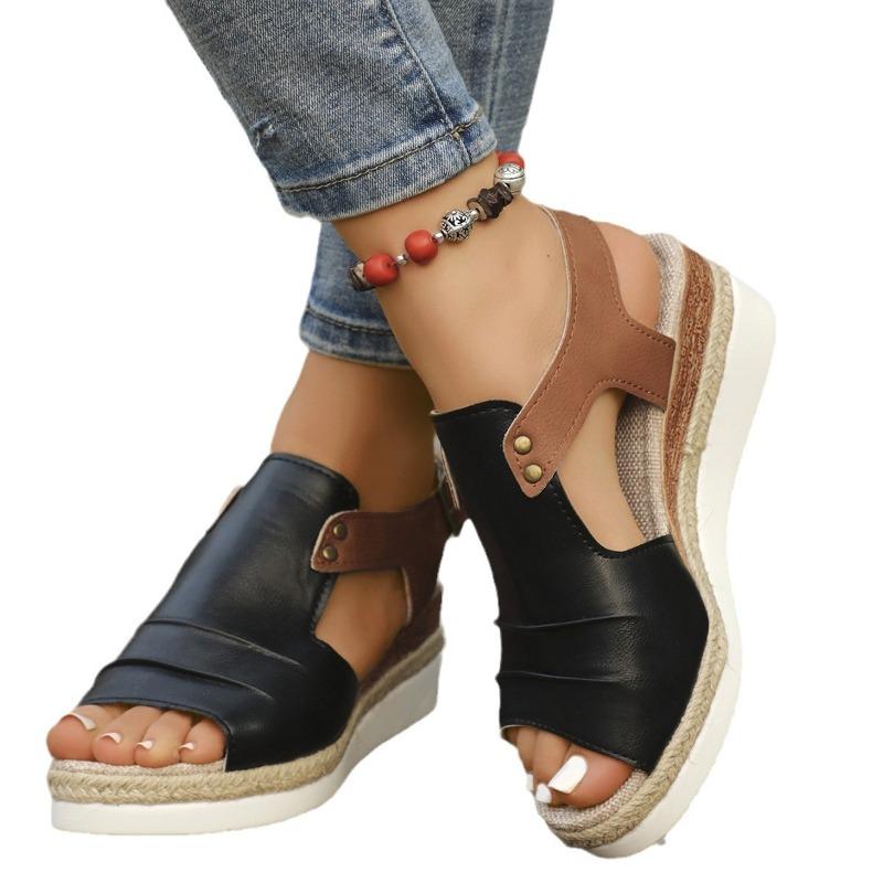 Plus Size Women's Sandals 2025 Summer New Flat Wedge Heel Fish Mouth Casual Buckle Wear Women's Sandals Outside