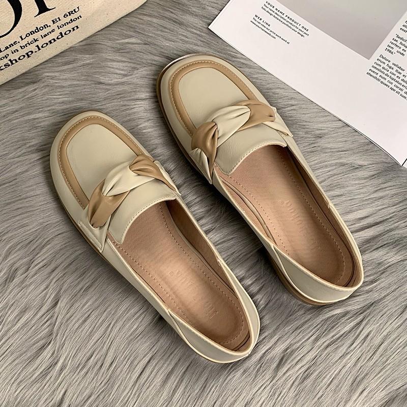 Loafers 2025 spring and summer new flat-soled single shoes British style small leather shoes women's one-pedal retro Doudou shoes