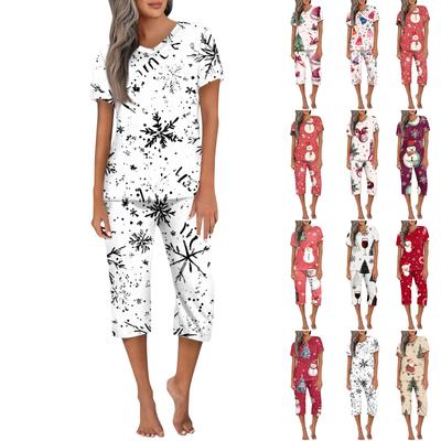 Women's Casual Sports Pajamas Short Sleeve Cropped Pants Christmas Printed Set