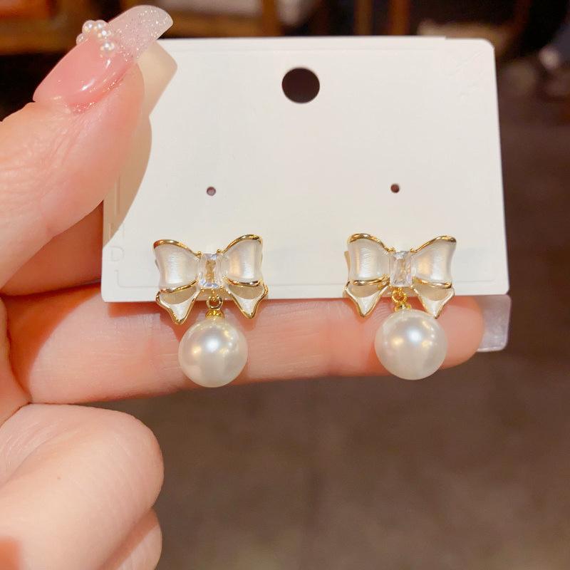 Gold-Plated Silver Needle Zircon Bow Pearl Earrings - Light Luxury, High-End Feel, Fashionable Stud Accessories