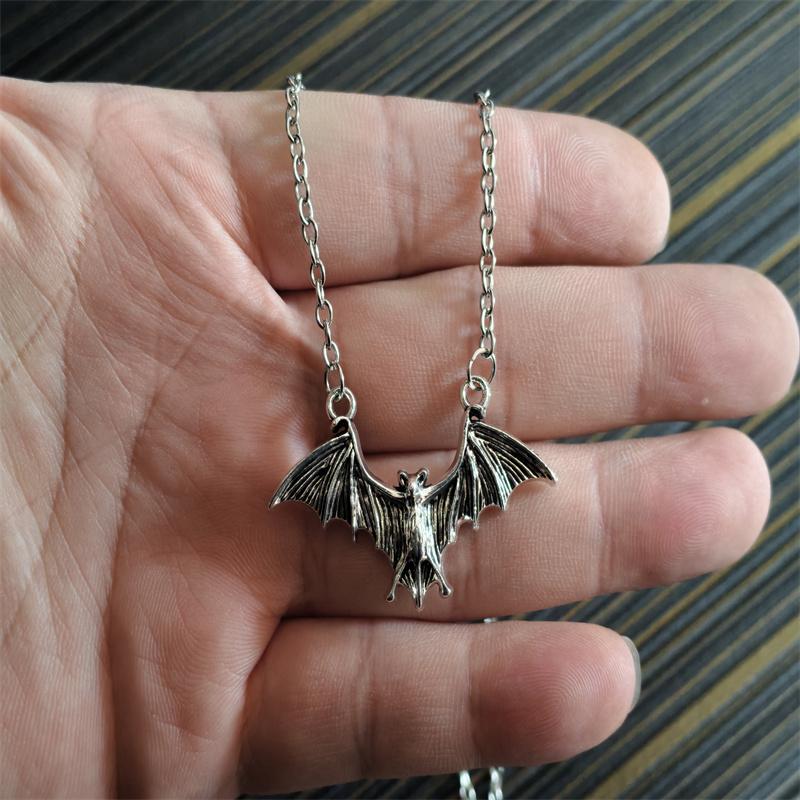 Vintage Gothic Bat Pendant Necklace For Men Women Hip Hop Goth Punk Halloween Fashion Jewelry Accessories Cosplay Wholesale