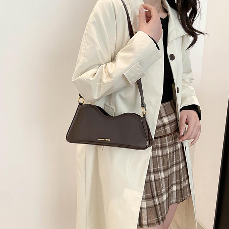 Women Shoulder Bags Fashion Patent Leather Burgundy Underarm Bag French Designer Lady Commuting Crossbody Handbags