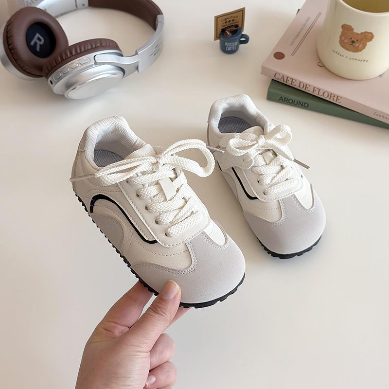 Children's shoes 2025 spring and autumn new boys' fashion versatile board shoes girls' sports shoes medium and small children's trendy German trainin