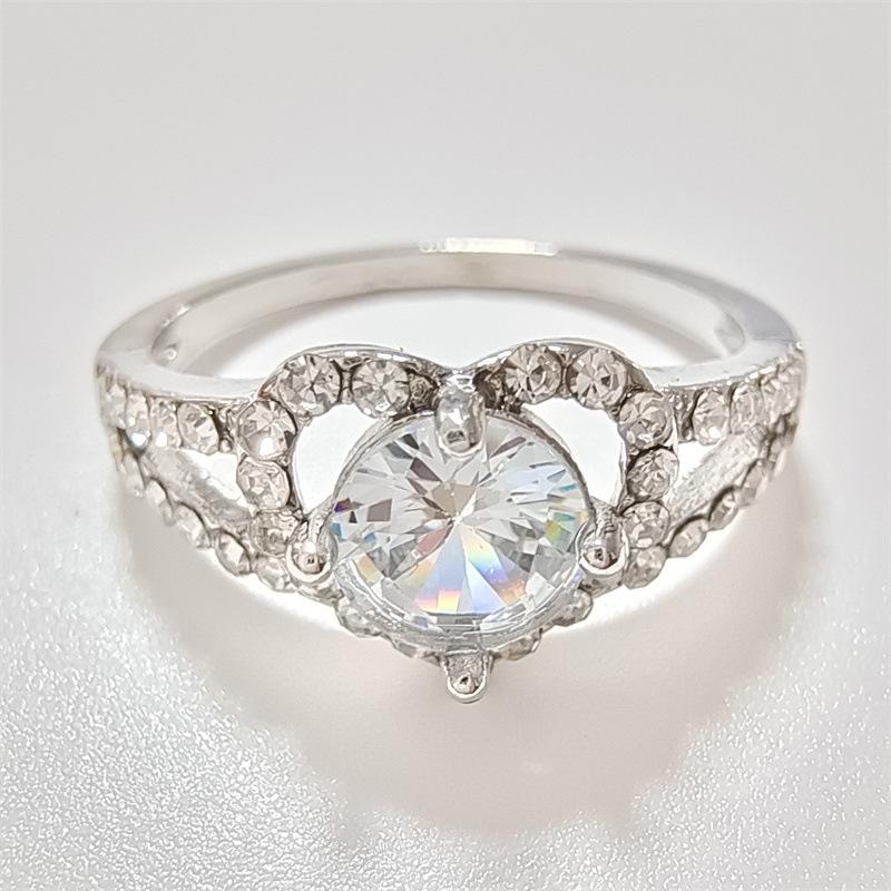 Fashion Heart Ring Love Women'S Ring Popular Simple Diamond Hand Jewelry