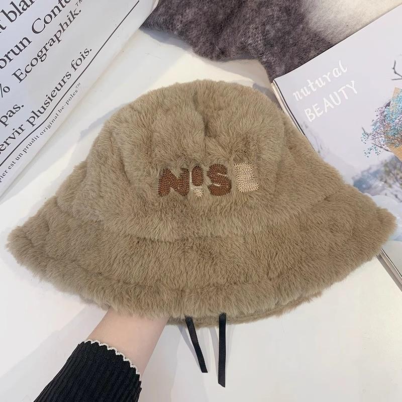 Fall Winter Ladies Bucket Hat With Thick Wool Plush For Warmth And Windproof Comfort