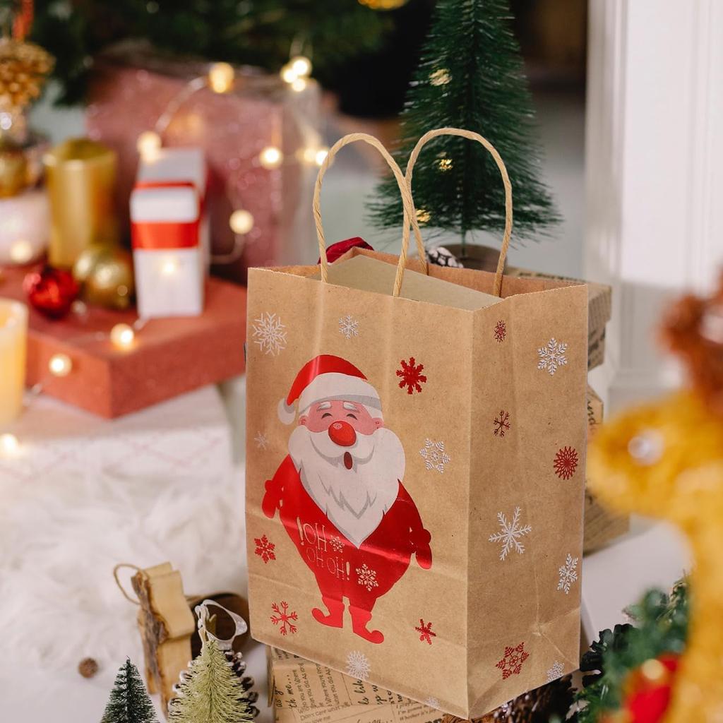 Christmas Kraft Paper Gift Bag Foil Stamped Reindeer Snowflake Tree Design Handheld Holiday Wrapping Bag for Party Gift Giving