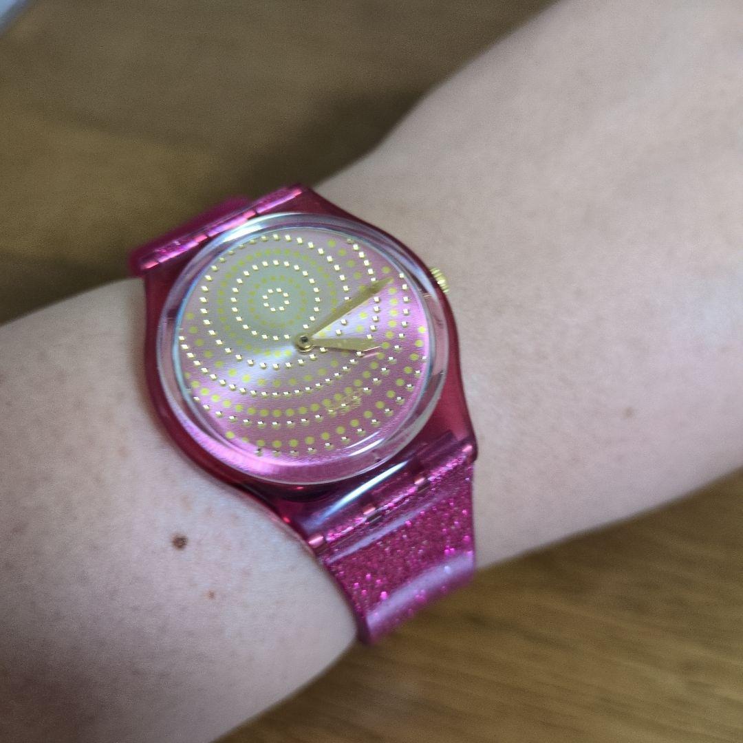 Used Swatch watch (pink)