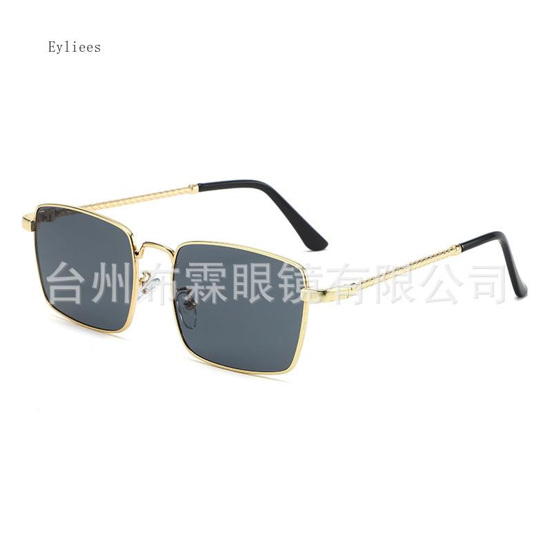 New Fashion Square Sunglasses Men  Designer Vintage Metal Sun Glasses For Women Retro Travel UV400 Eyewear gafas de sol